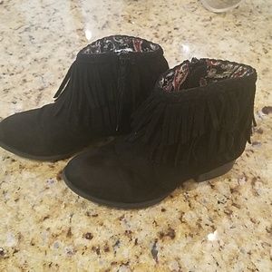 Girls size 13 boot